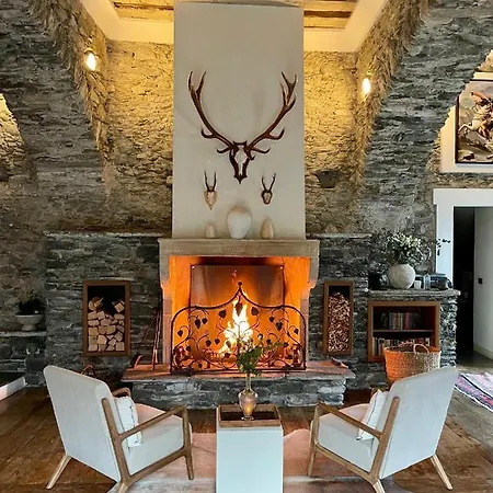 Villa Del Lupo: Crown Of The Valtellina Tresenda