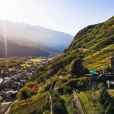 Del Lupo: Crown Of The Valtellina *