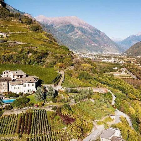 Villa Del Lupo: Crown Of The Valtellina Tresenda
